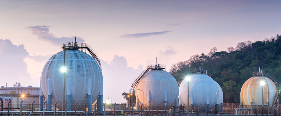 LNG-Tanks-2 800.jpg