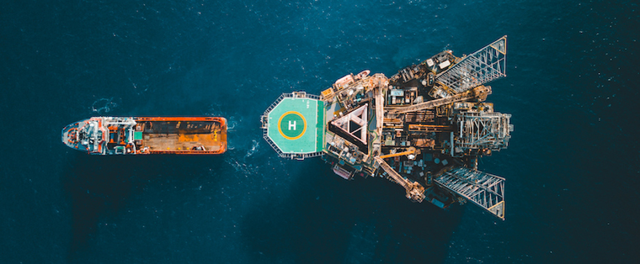 Offshore-Platform-Ship 800.jpg