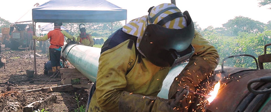 Colombia_pipe_col2.jpg