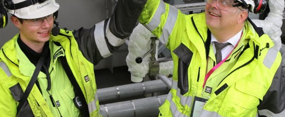 carousel Equinor offshore johan sverdrup people.jpg