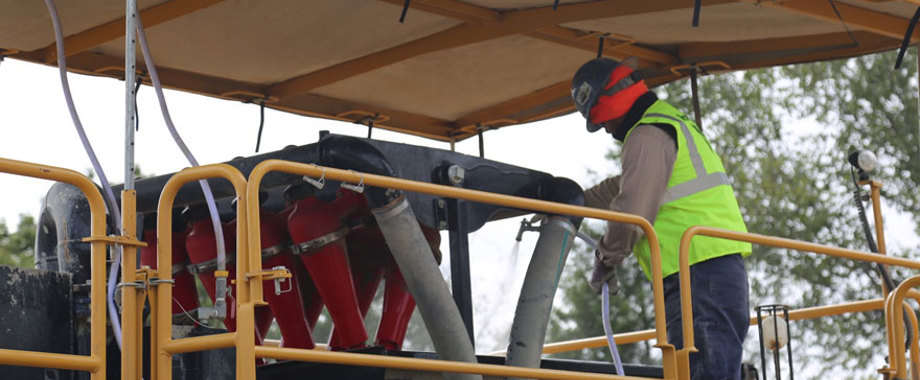 article 2 reclaimer-on-jobsite-operation-maintenance-tips.jpg